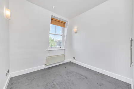 Finborough Road, London, Maisonette To Let - Bedroom Three