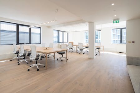 42 Charterhouse Street, Farringdon, Office To Let - Desk Space
