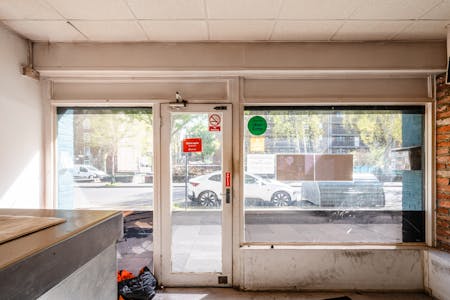 102 Murray Grove, London, Retail To Let - Murray Grove 102 - 2.jpg