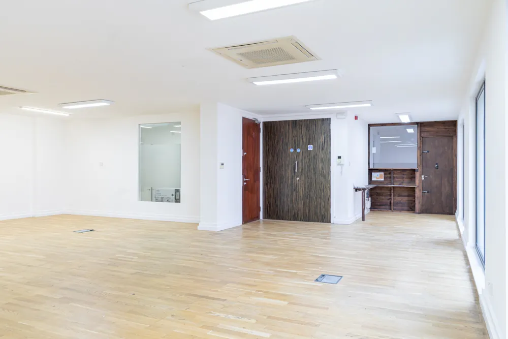 86-90 Paul Street - 86-90-Paul-Street-Third-Floor-EC2A-Shoreditch-Office-To-Let-Internal8-Dominion.London.jpg