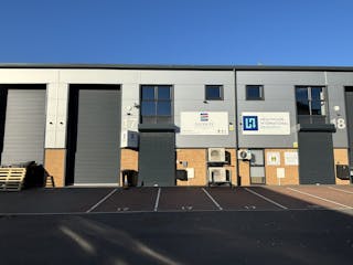 Unit 17, Axis 31 Oak Field Road, Woolsbridge Industrial Park, Wimborne, Industrial & Trade For Sale - IMG_9135.JPEG