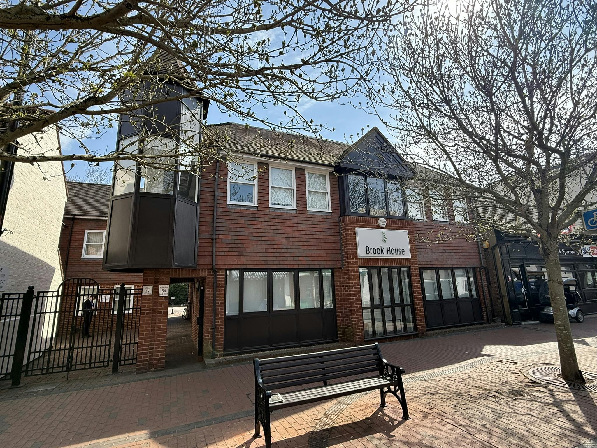 Brook House, 56 Guildford Street, Chertsey, Offices To Let - IMG_2030.JPEG