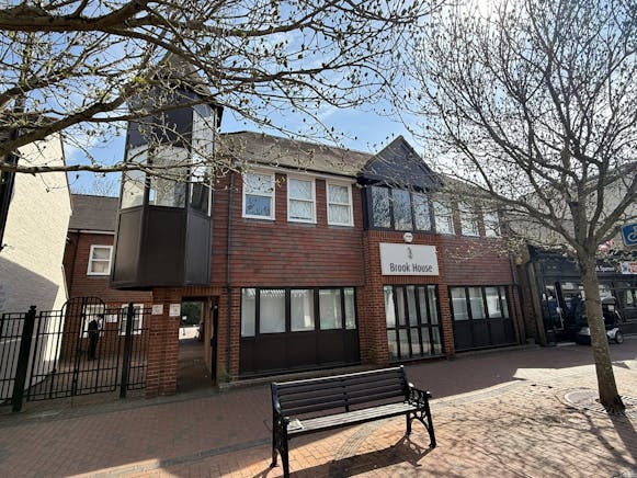 Brook House, 56 Guildford Street, Chertsey, Offices To Let - IMG_2030.JPEG
