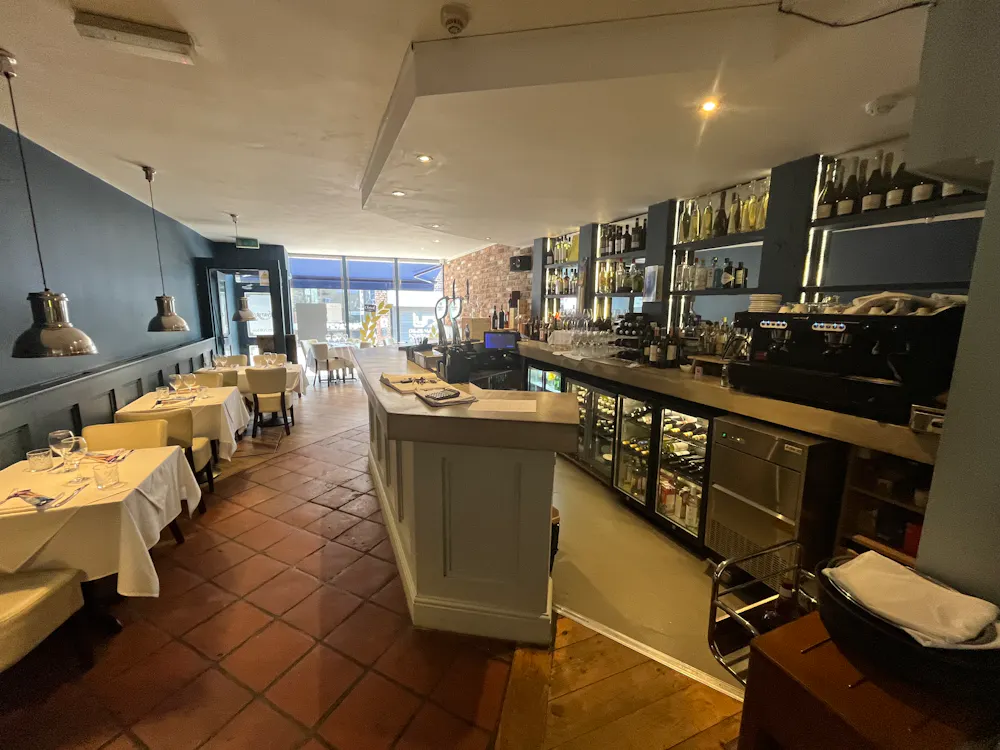 83 Mill Street - Bar