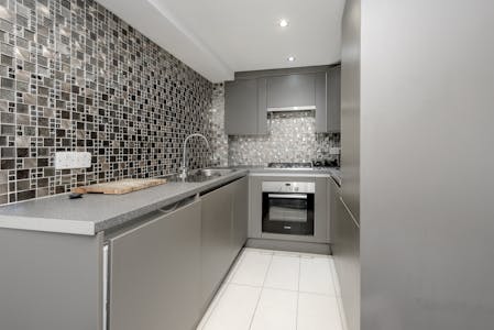 113 Clarendon Road, London, High Street Retail For Sale - 113 clarendon rd5112.jpg