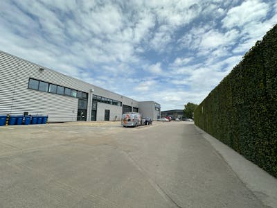 Unit 3 Wembley Trade Park, Wembley, Industrial To Let - 20260521_111338018_iOS.jpg