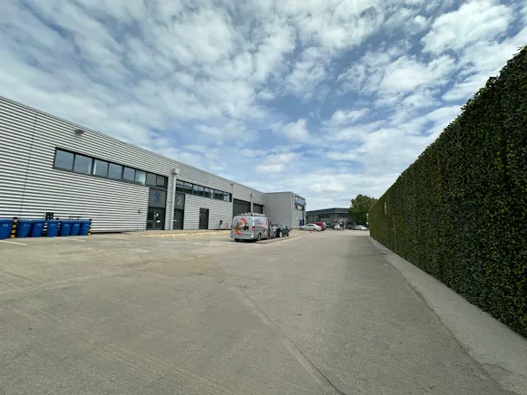 Unit 3 Wembley Trade Park, Wembley, Industrial To Let - 20260521_111338018_iOS.jpg