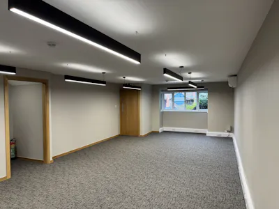 11 Kings Court, Horsham, Office To Let - IMG_6191.jpg