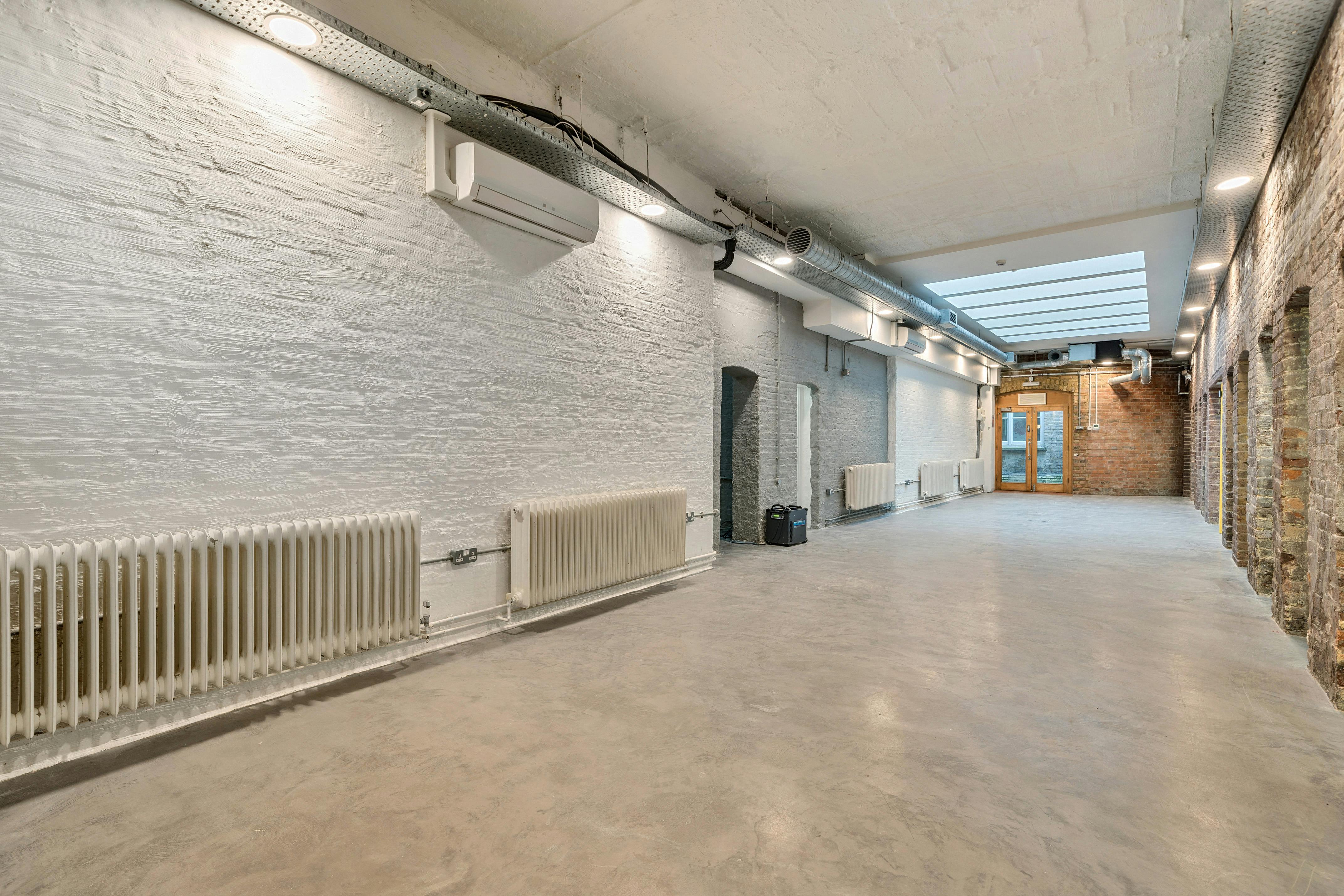 48 Kingsway Place <span>EC1R</span>
