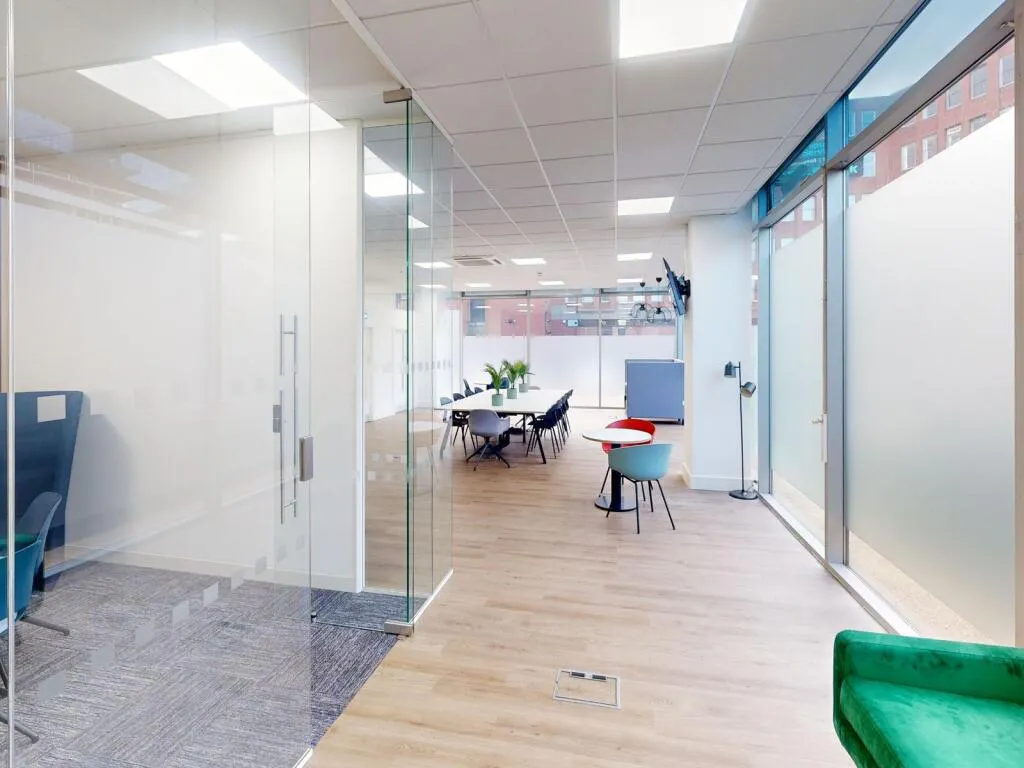 St James Business Centre, St James House, Sheffield, Offices To Let - 512f9ea61f9cc40372f64427759cd326.jpeg