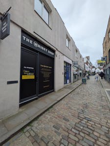 25 Chapel Street, Guildford, Office / Retail To Let - 3710.jpg