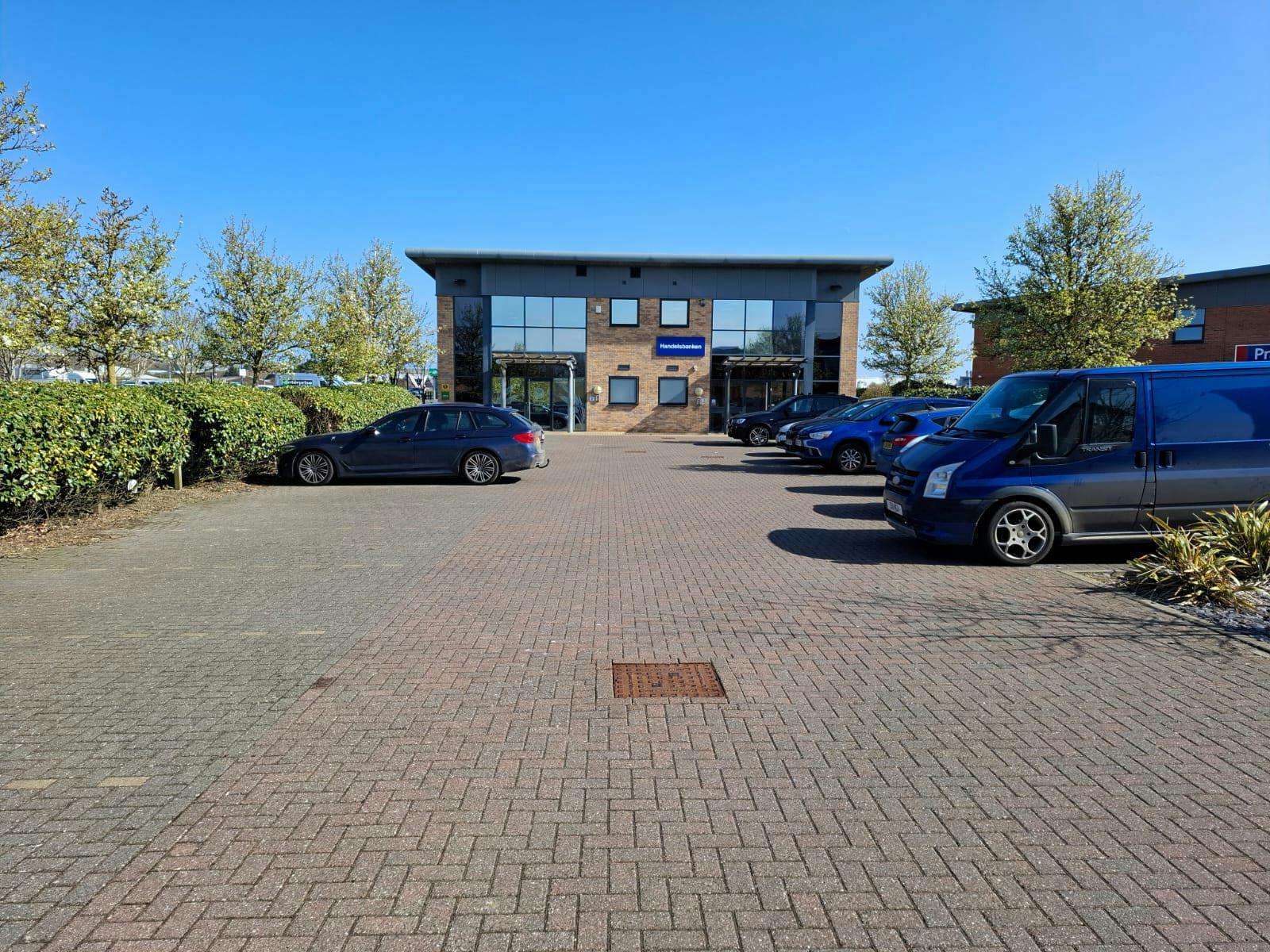 Office in Scarborough - photo 2