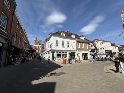 24 The Square, Winchester, Retail To Let - IMG_1363.jpg