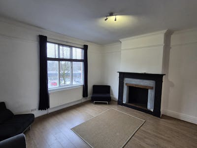 27 London Road, Alderley Edge, Investment / Office / Retail To Let - 20260227_085832.jpg