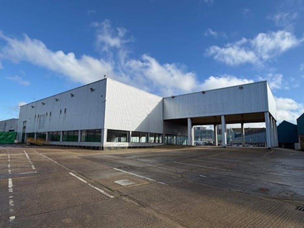 Unit 1 Hogarth, 39-40 Hythe Road, London, Industrial/Logistics / Open Storage To Let - Picture1.jpg