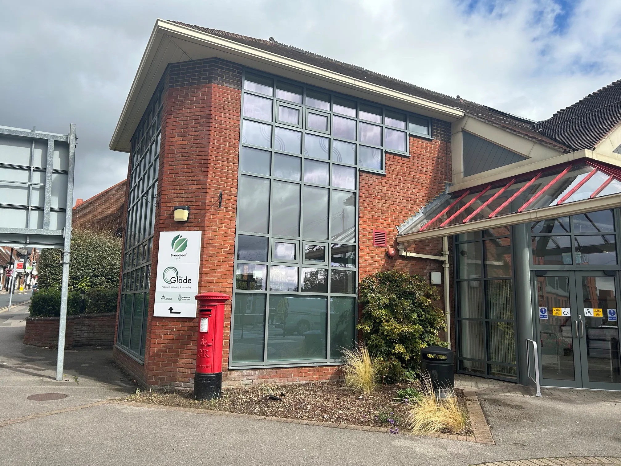 Old Wokingham Library, Wokingham, Offices / Other / Retail To Let - 4.jpg