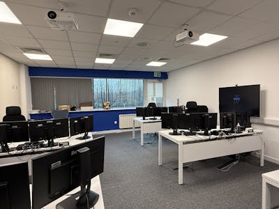 Kestrel House, Peel Avenue, Wakefield, D1 (Non Residential Institutions) / Office / Other To Let / For Sale - IMG_4663.JPG