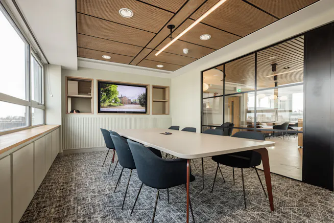 Bridge Suites, Copthall Bridge House, Harrogate, Offices To Let - Meeting Room F1.jpg