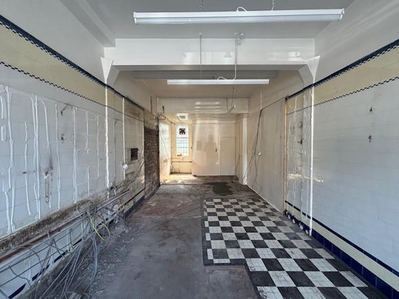 665A Clarkston Road, Glasgow, Retail To Let - PHOTO20250623080548.jpg
