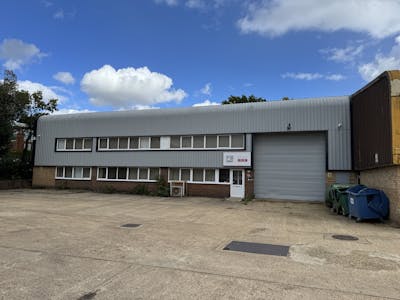 Unit 2, Wokingham, Industrial / Warehouse Lease Assignment - IMG_2042.jpeg