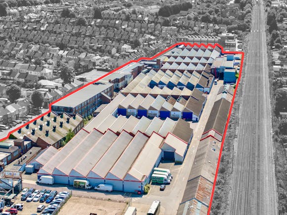Unit 21A(iii) Britannia Estate, Luton, Industrial To Let - 2a.jpg