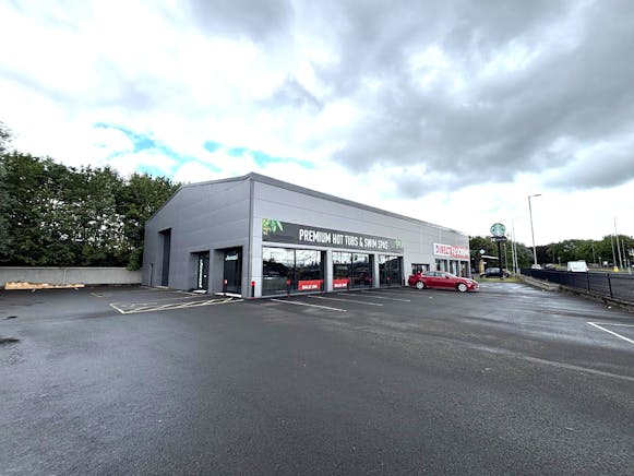 2241 London Road, Glasgow, Retail To Let - PHOTO20250625075640 8.jpg
