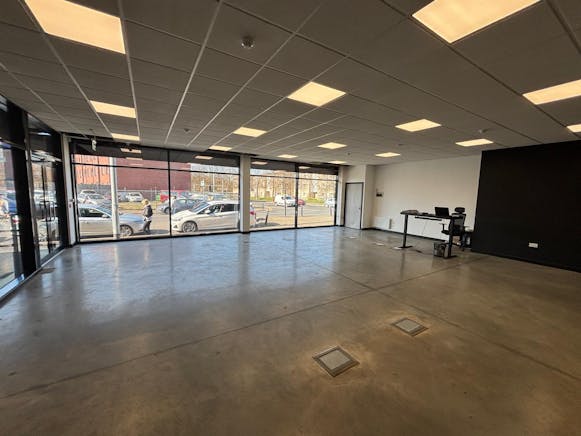 5 Portman Street, Glasgow, Retail To Let - PHOTO-2026-03-23-13-51-09 7.jpg