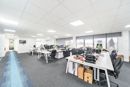 Winston House, Finchley Central, Office To Let - 1149771 8.jpg