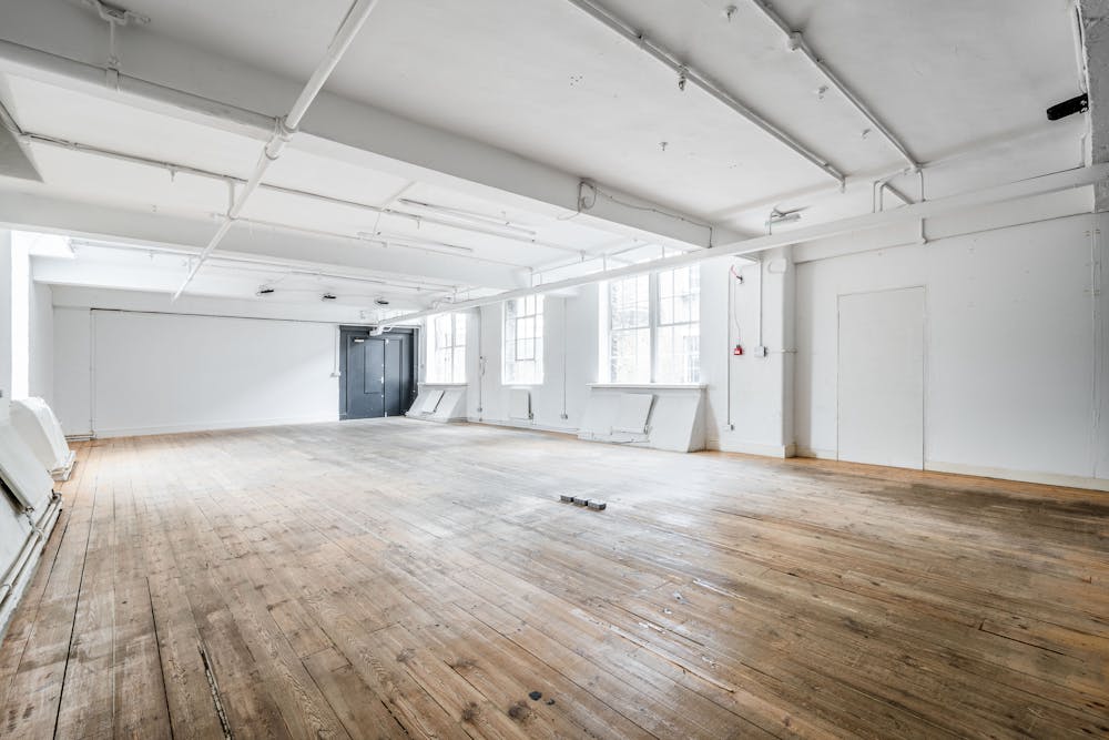 2.07 Hoxton Street Studios, 12-18 Hoxton Street, Shoreditch, Office To Let - Hoxton St Studios 207 New  Low Res 6.jpg