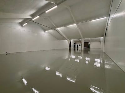 Unit 9A & 9B, Freemans Parc, Cardiff, Industrial To Let - 9b freemans 03.jpg