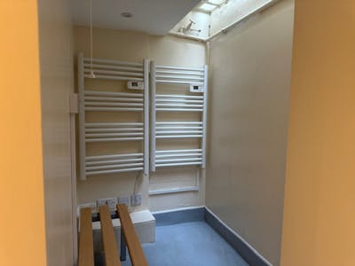 130 Fleet Street, London, Office To Let - Bmt shower room - changing area