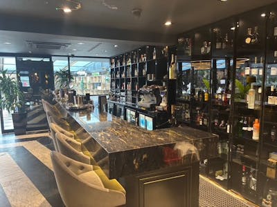 Woodford New Road, London, Investment To Let - Bar Area.jpg