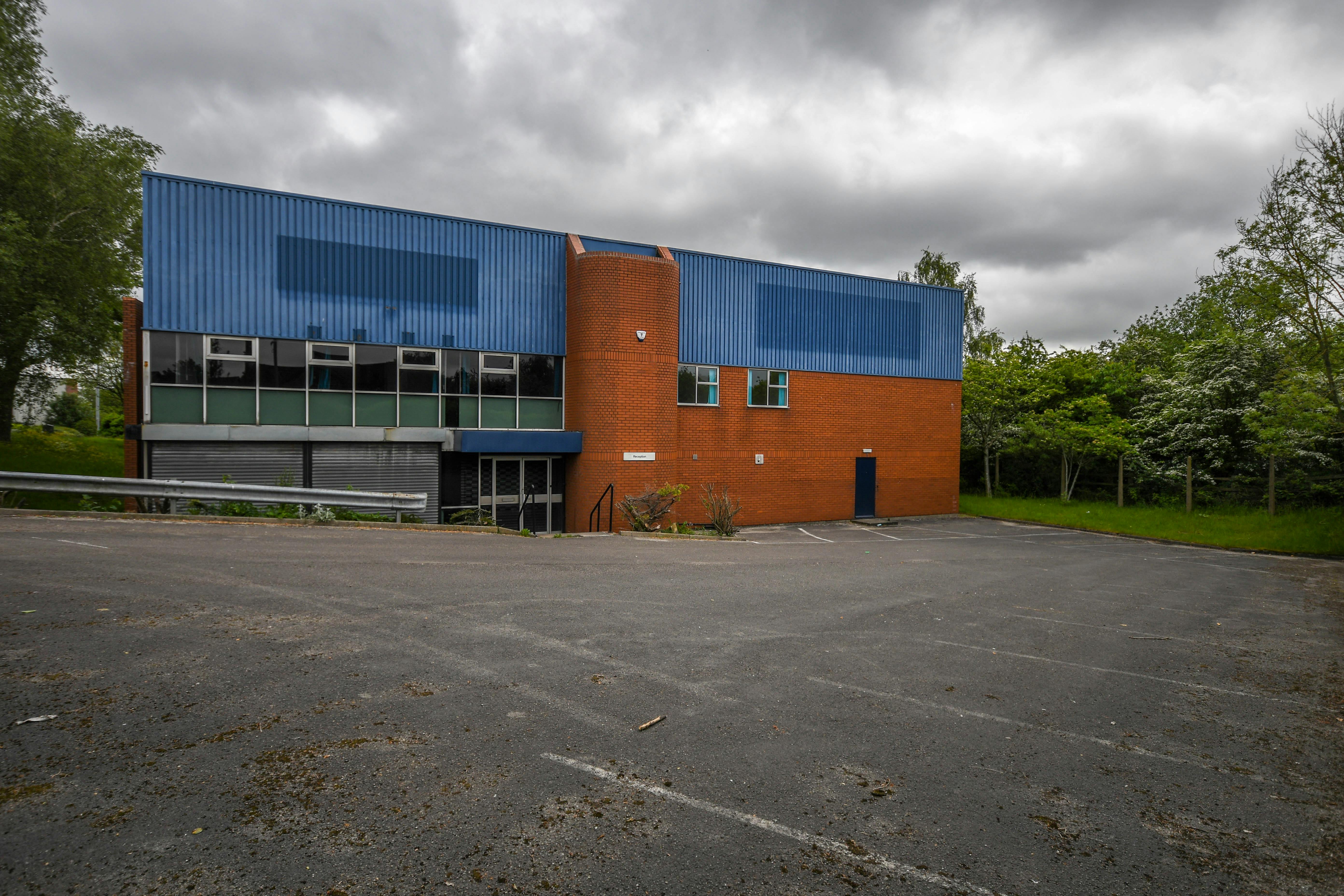 Unit 100, Nepshaw Lane South, Gildersome, Morley, LS27 7JQ