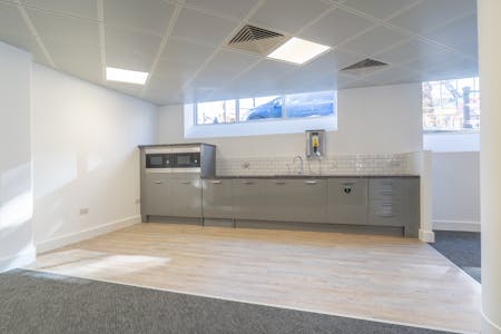 Queens Road Quadrant, 1-5 Queens Road Quadrant, Brighton, Office To Let - DSC08717.jpg