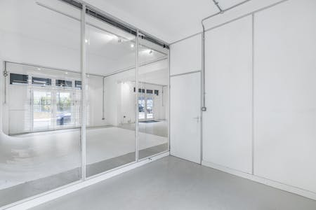 18 Waterson Street, London, Office / Showroom To Let - 5_35543.jpg