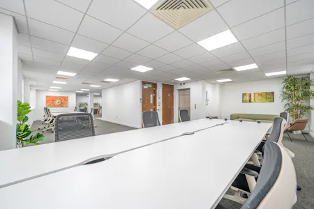 8 Baltic Street East, London, Office To Let - 1476730 (11).jpg