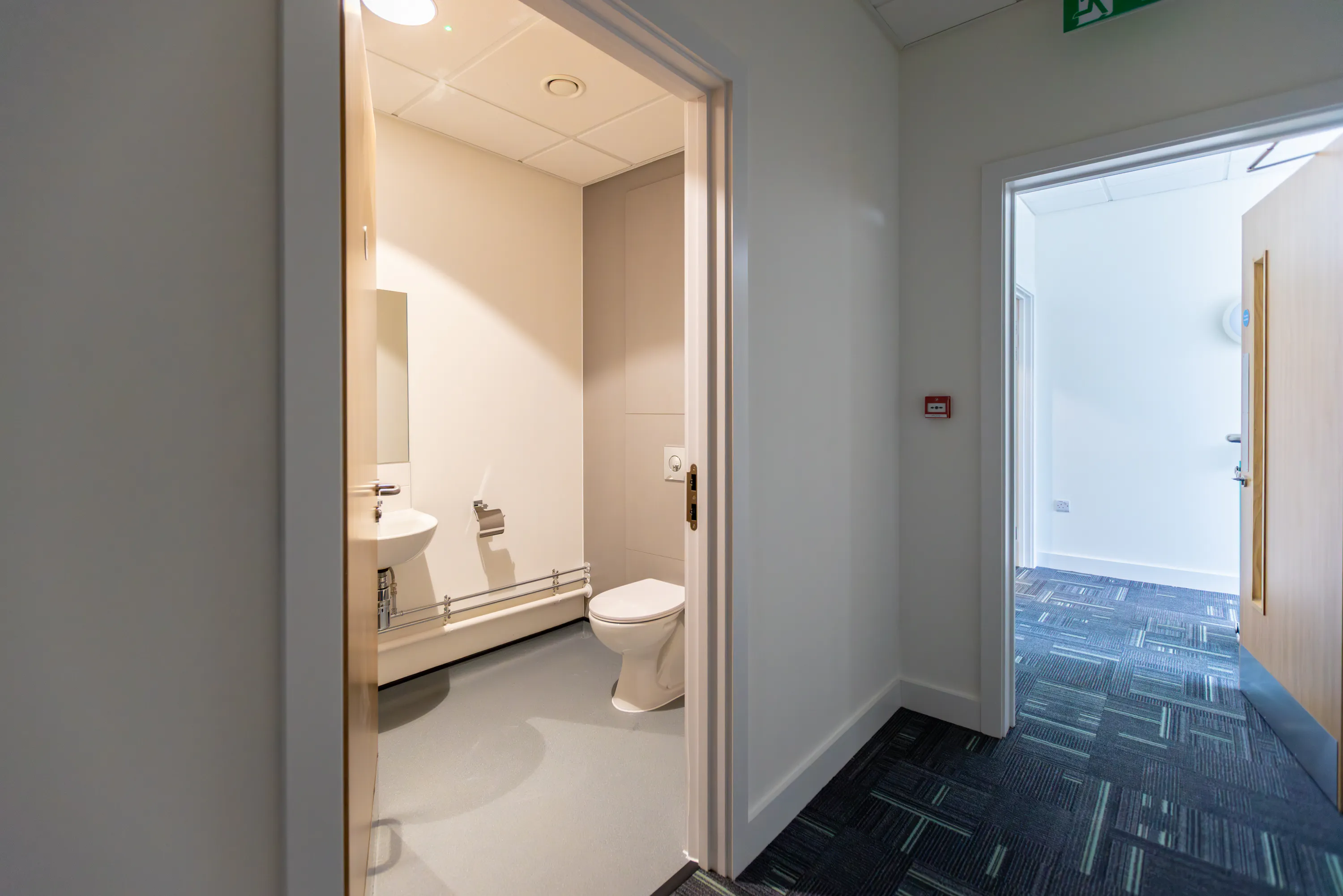 Unit 18 T45, Aire Valley Road, Leeds, West Yorkshire, LS9 0AA