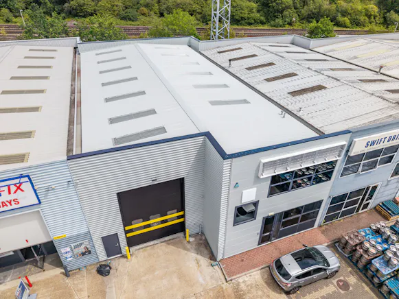 Unit 5, Orchard Trade Park, Redhill, Industrial To Let - Unit 5 Orchard Trade Park - Redhill-111.jpg