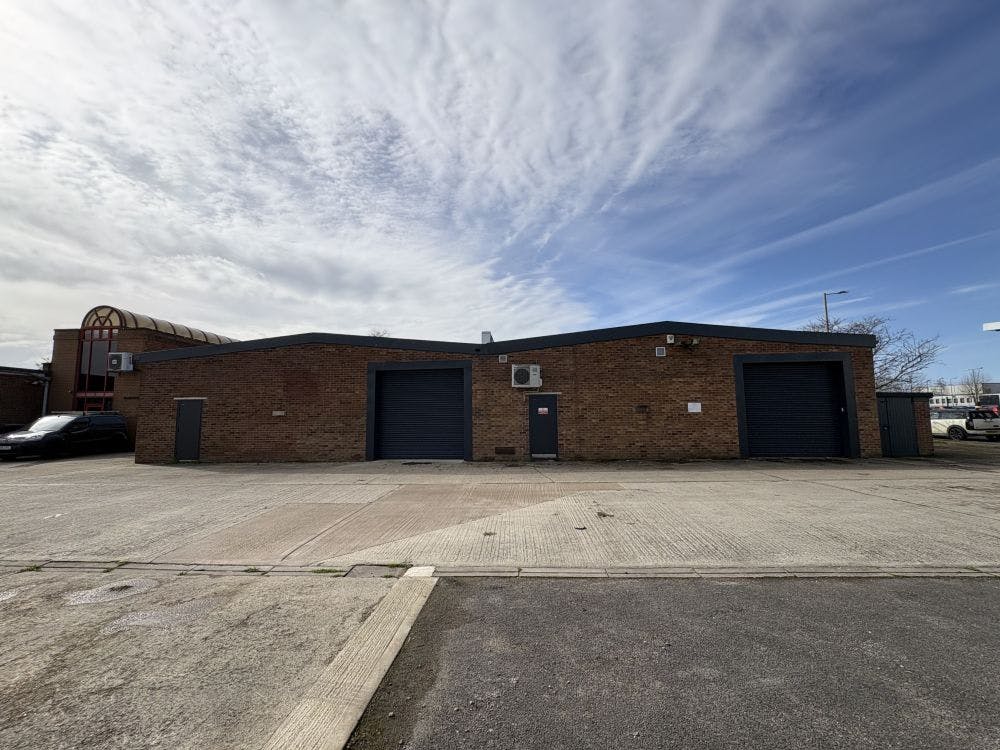 Unit D1 & Unit D2 Telford Road, Bicester, Industrial To Let - IMG_2038.jpg
