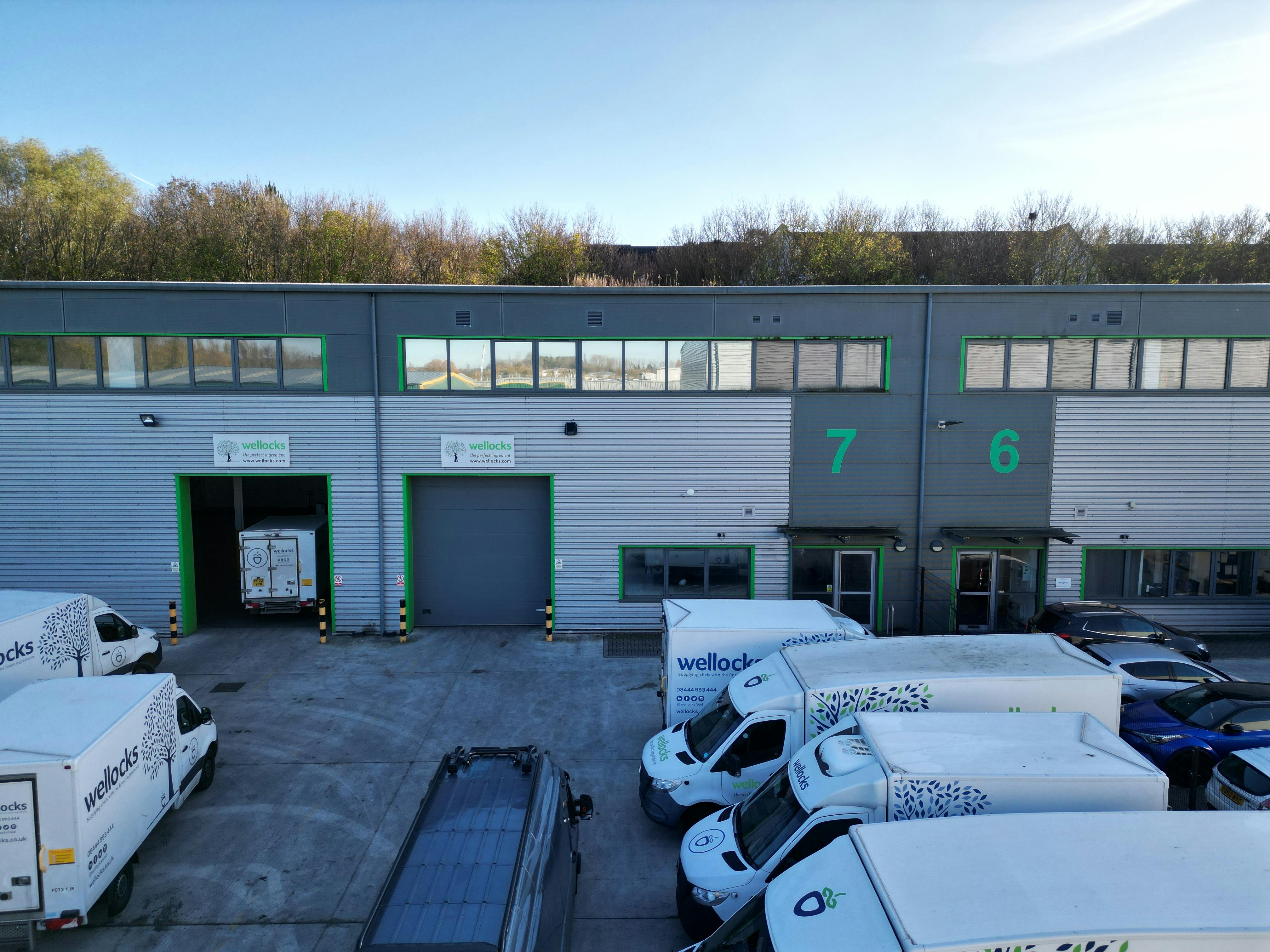Unit 7 East Place, Harlow, Industrial To Let - DJI_0737.JPG