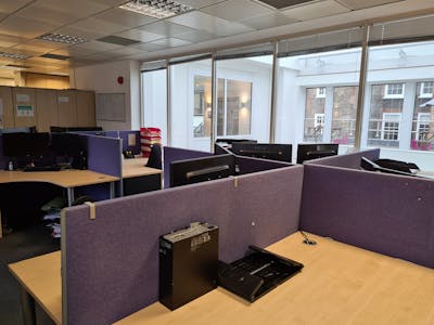 ATRIUM COURT: 2025 Sq Ft, 15-17 Jockey's Fields, London, Office To Let - TOP FLOOR 15 JOCKEYS FILEDS 13.jpg