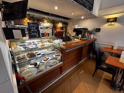 Cafe, Deli and Ice Cream shop established over 80 years, 677 Clarkston Road, Glasgow, A3 (Restaurants and Cafes) / Cafe (A1) For Sale - IMG_3204.jpg