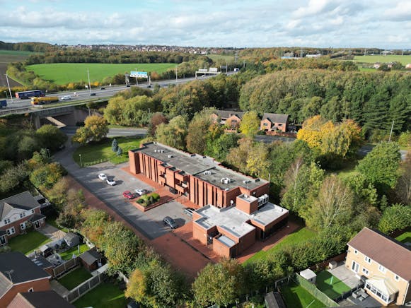 Armitage House, Wakefield, Offices To Let - DJI_0636.JPG