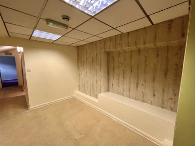 10-12 Wellington Street, Luton, Office / Other To Let - IMG_4656.JPEG