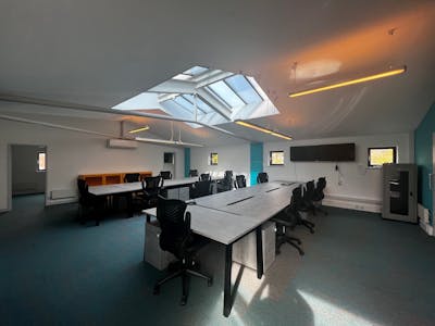 17 Linen House, Queens Park, Office To Let - linen3.jpg