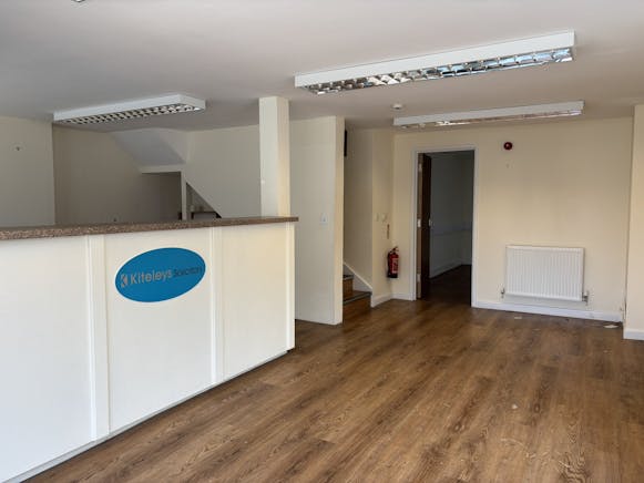 28 High Street, Ringwood, Office To Let - IMG_5815.JPEG