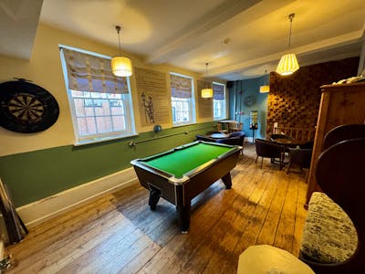 10 Mardol Head, Shrewsbury, Pub / Bar / Club Lease Assignment - upstairs 2.jpg
