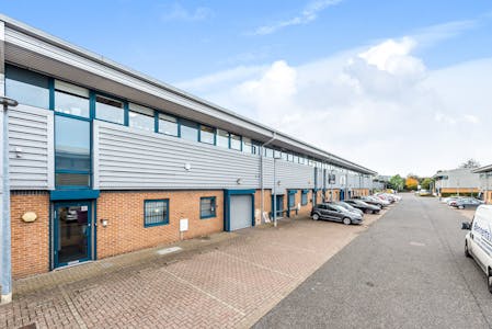 7 Oliver Business Park, London, Industrial To Let - 774466 8.jpg