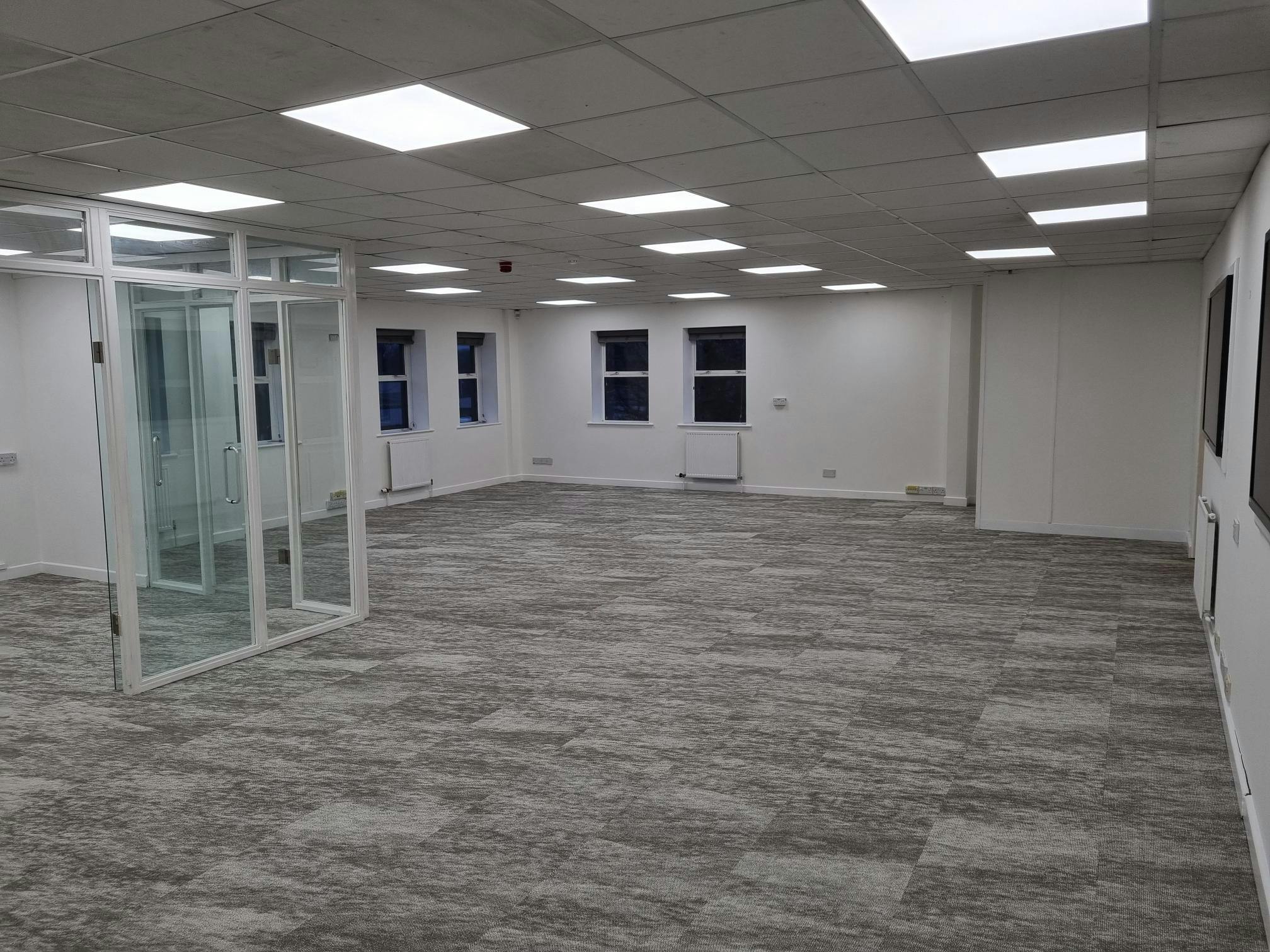 Office in Bournemouth - photo 2