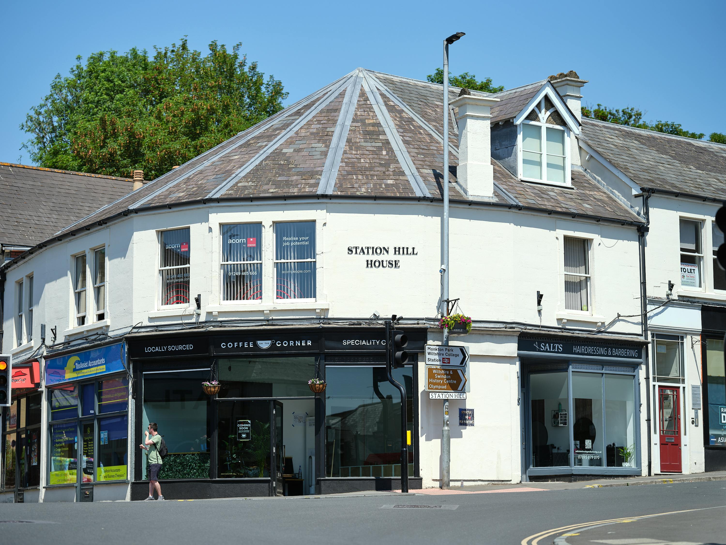 Room 11 Station Hill House, Station Hill, Chippenham, Offices To Let - Picture 1.jpg